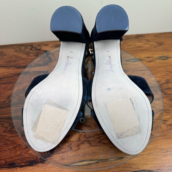 NEW Sam Edelman Yancy Suede Heels - Picture 15 of 15